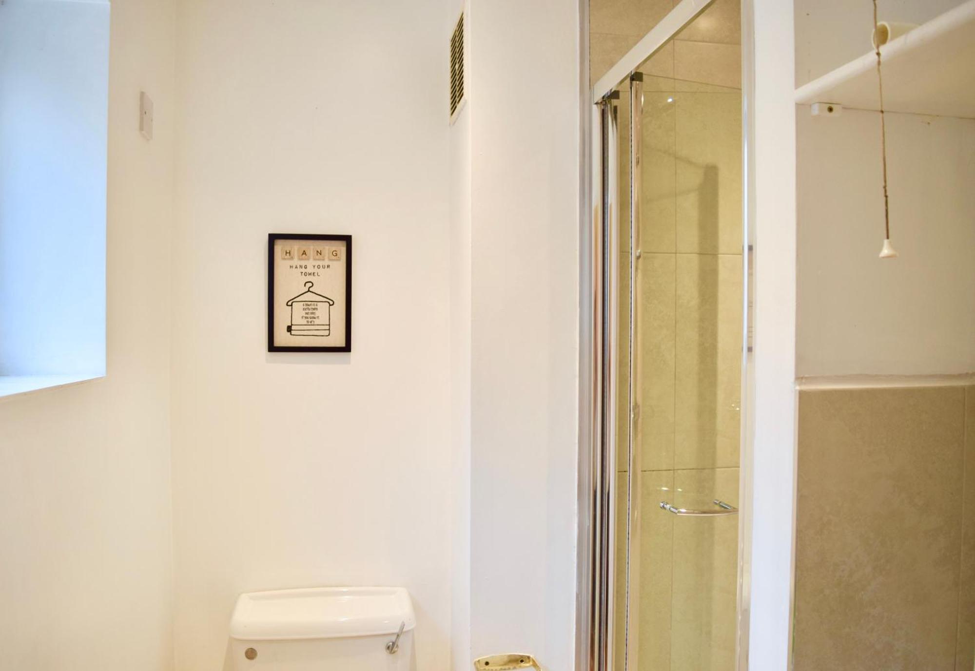 Stylish And Homely 4 Bedroom Home In East لندن المظهر الخارجي الصورة